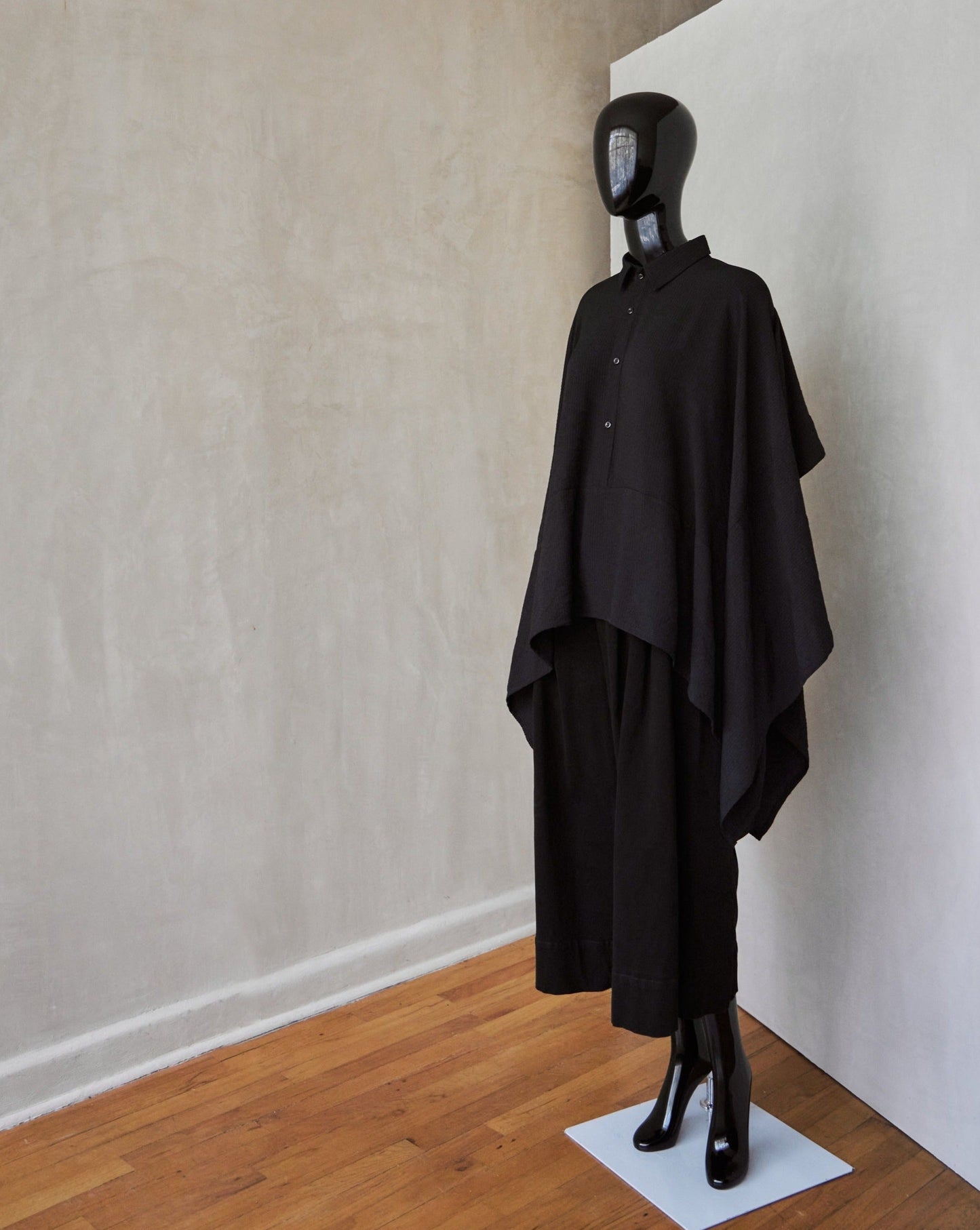 Blusa Cuadro Negro Corrugado