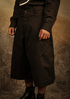 Bermuda de Gabardina | Amura negro