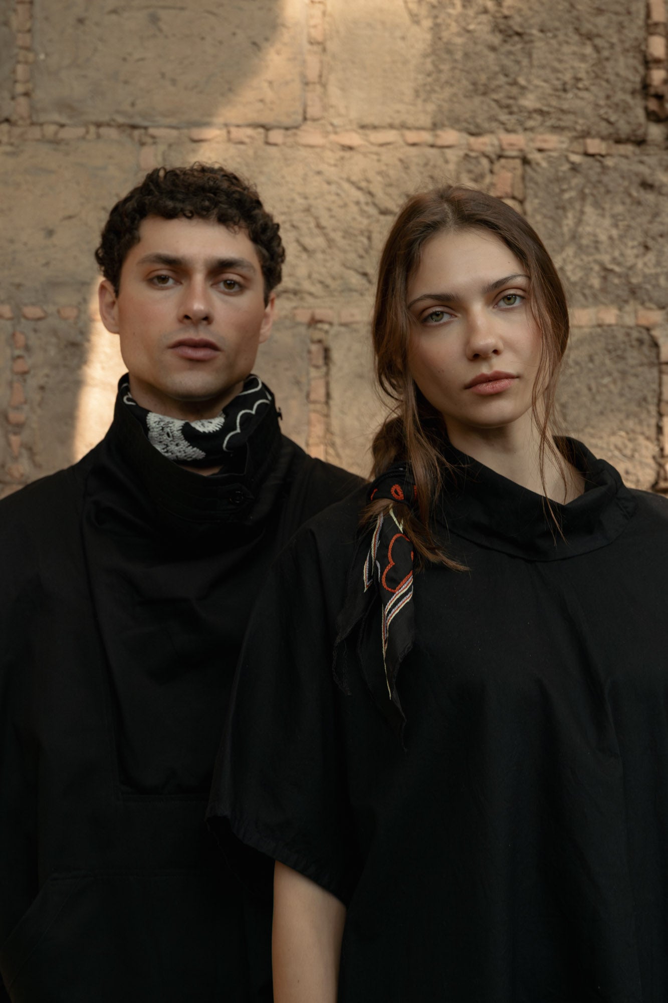 Pañoleta Bordada / Paralelogramo