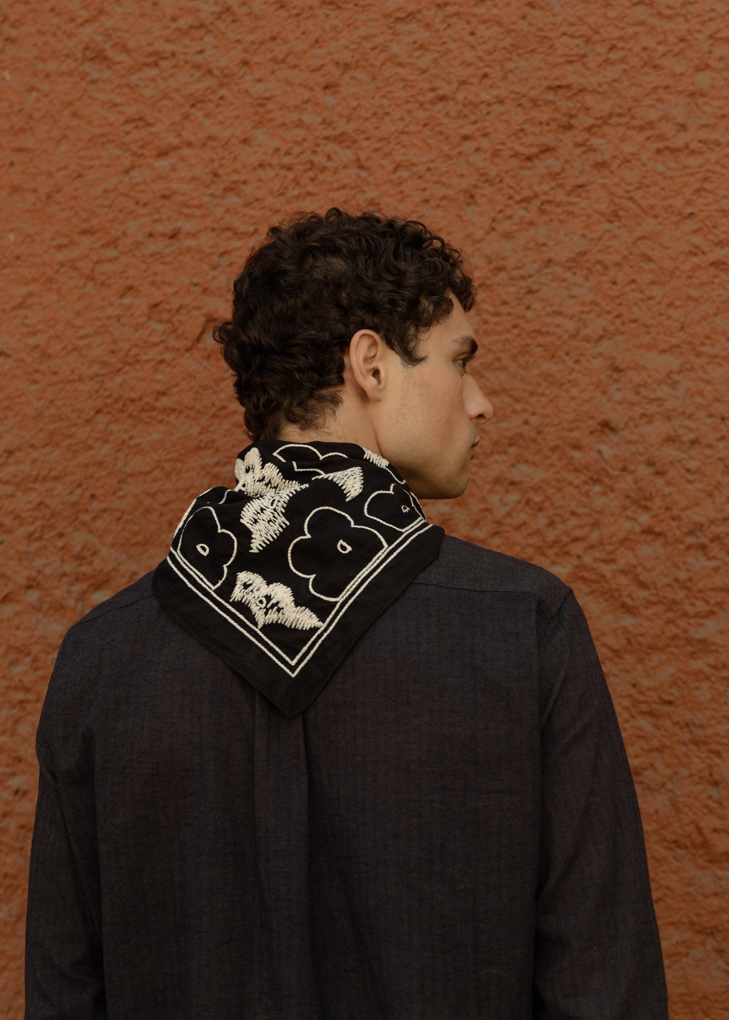 Pañoleta Bordada / Triangulo