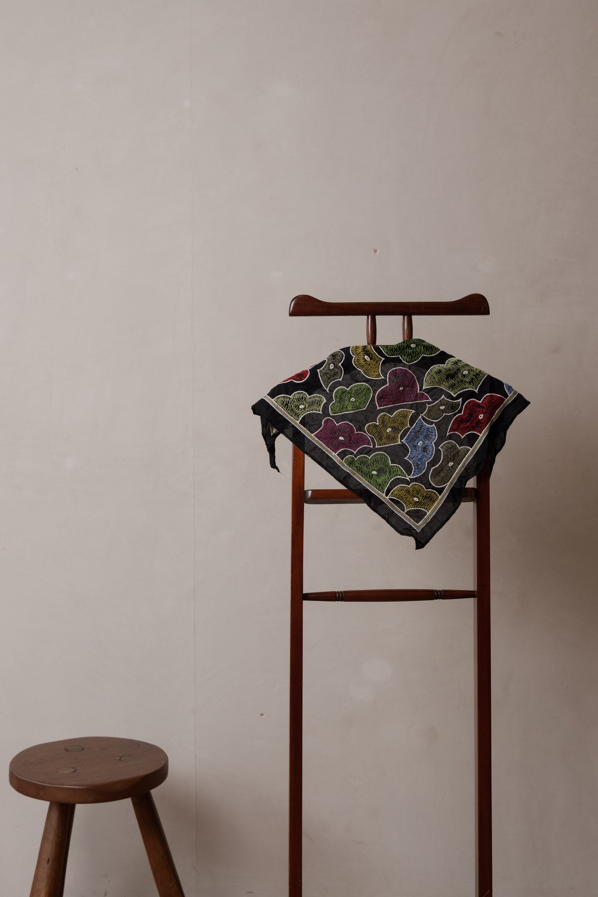 Pañoleta Bordada / Triangulo