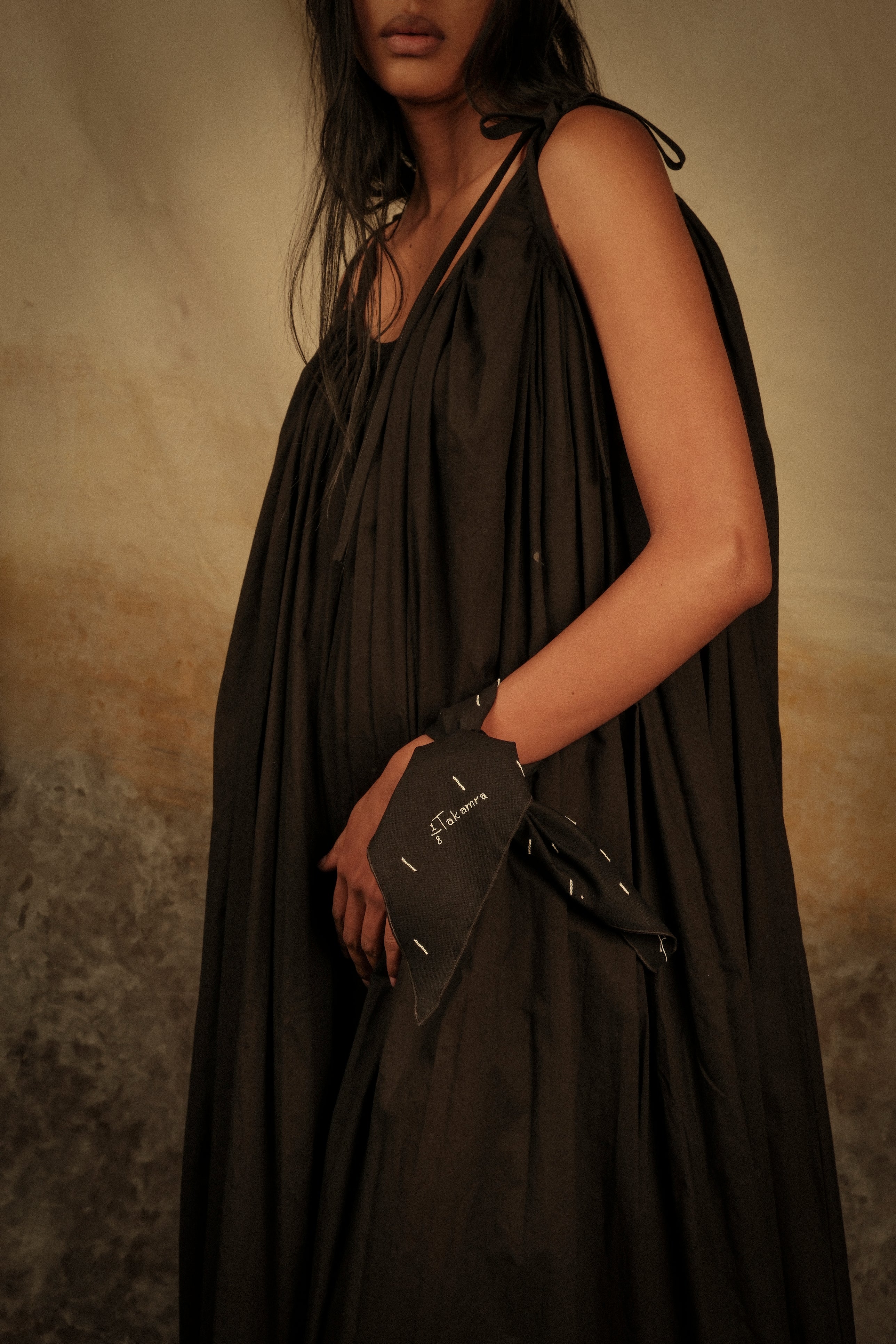 Vestido de algodón negro | Coseta