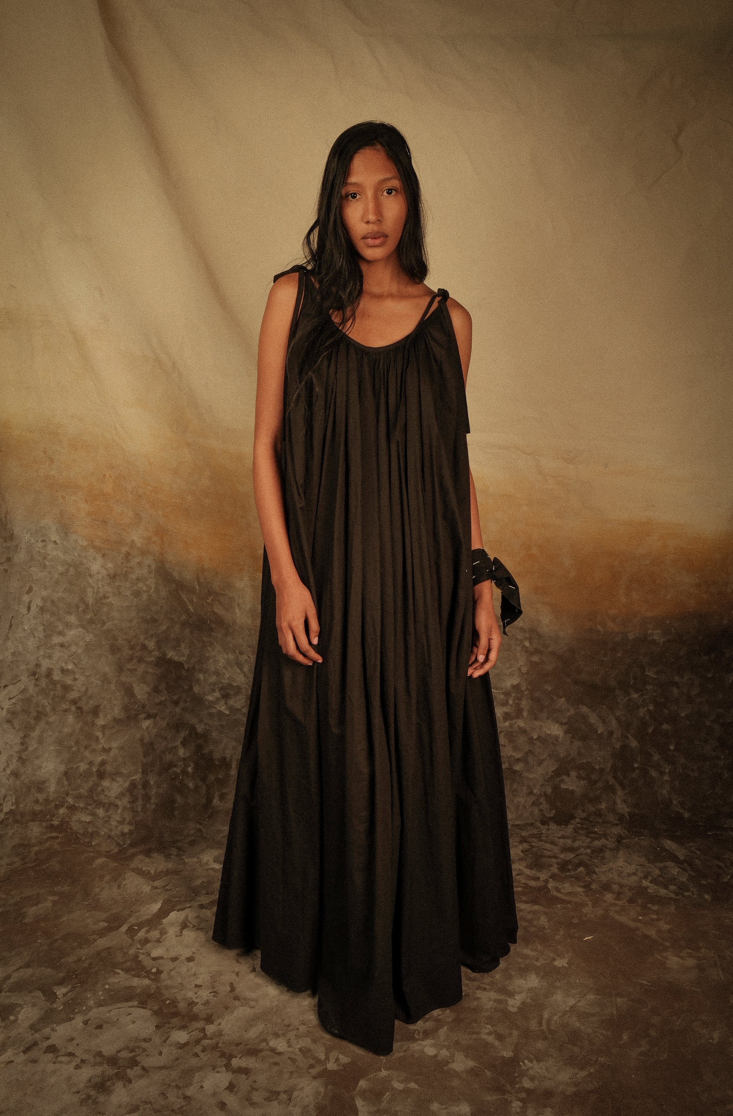 Vestido de algodón negro | Coseta